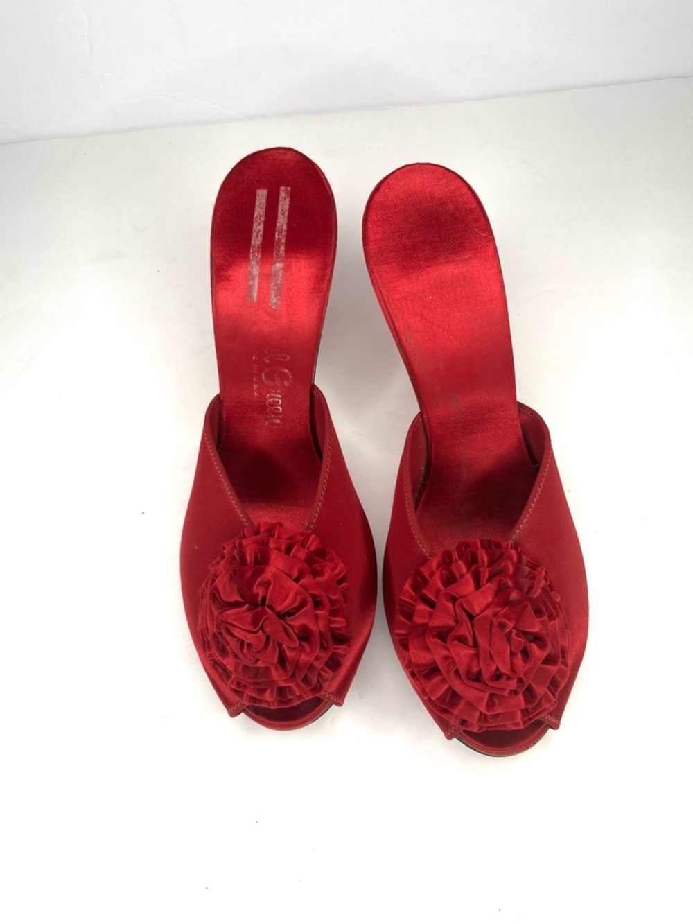 VTG Daniel Green Sz 10.5 Red Satin 1950 Rosette Low-Heel Mules Women’s Slippers - Picture 3 of 12